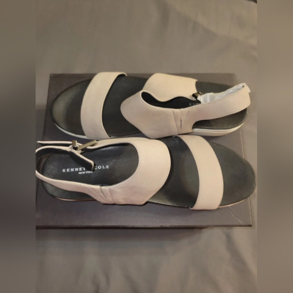 Kenneth Cole sandals